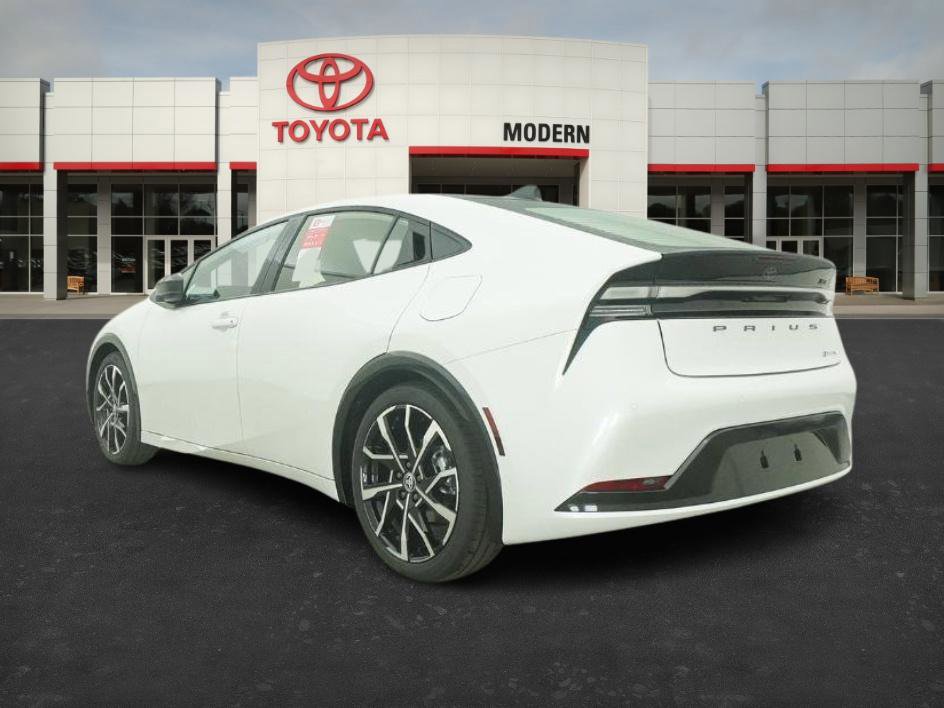New 2026 Toyota Prius Plug-In Hybrid image 18
