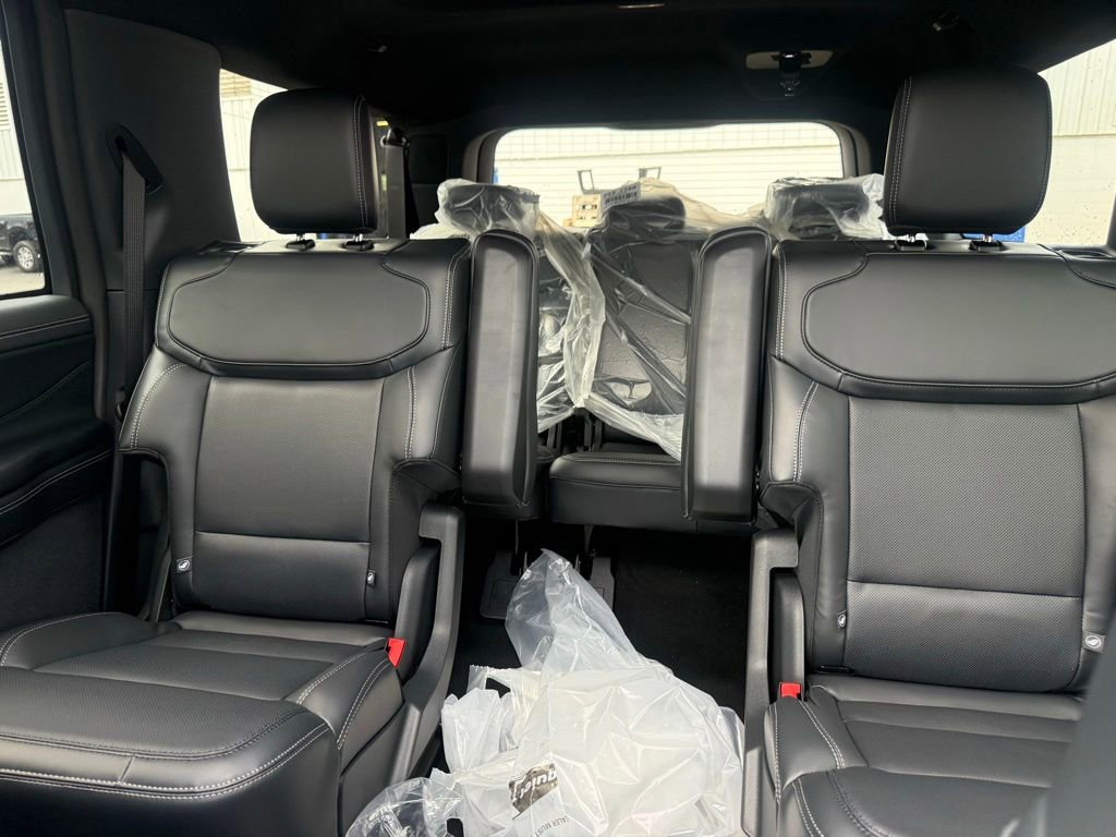 New 2026 Ford Expedition Max Platinum image 36