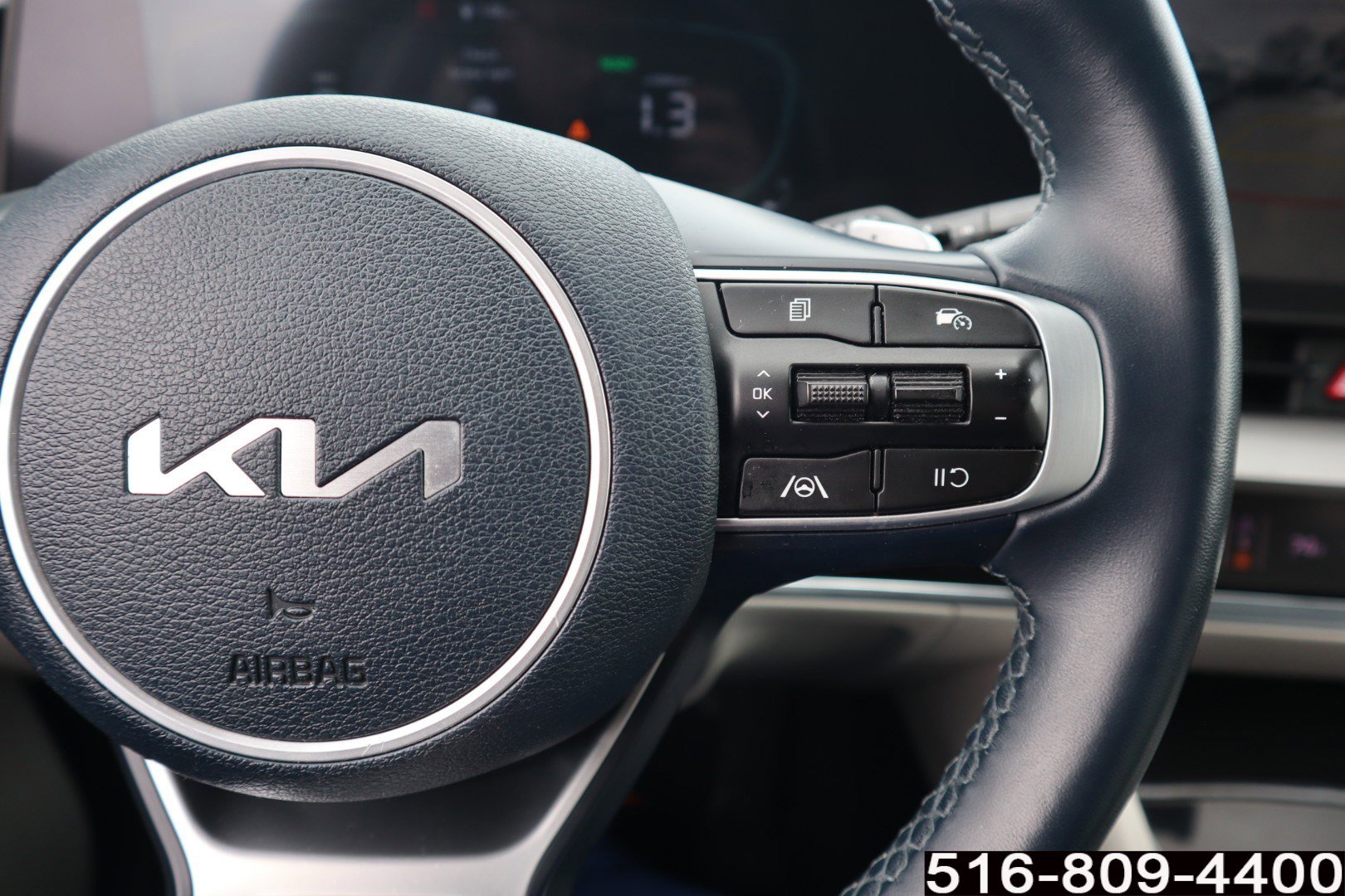 Used 2023 Kia Sportage EX image 20