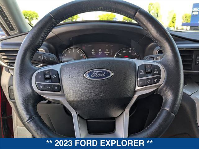 Certified 2023 Ford Explorer XLT w/ Equipment Group 202A image 10