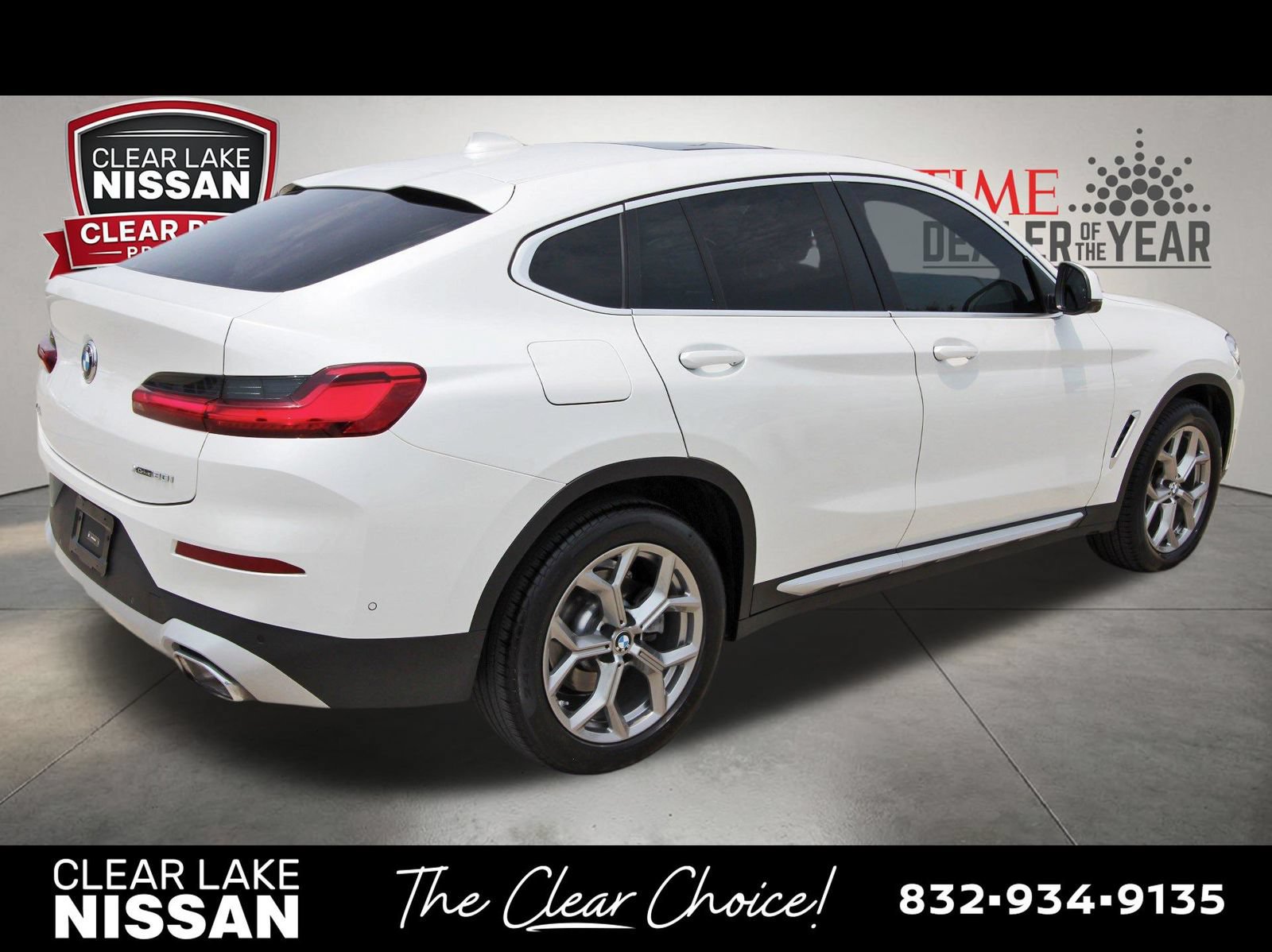 Used 2024 BMW X4 xDrive30i AWD/4WD image 7