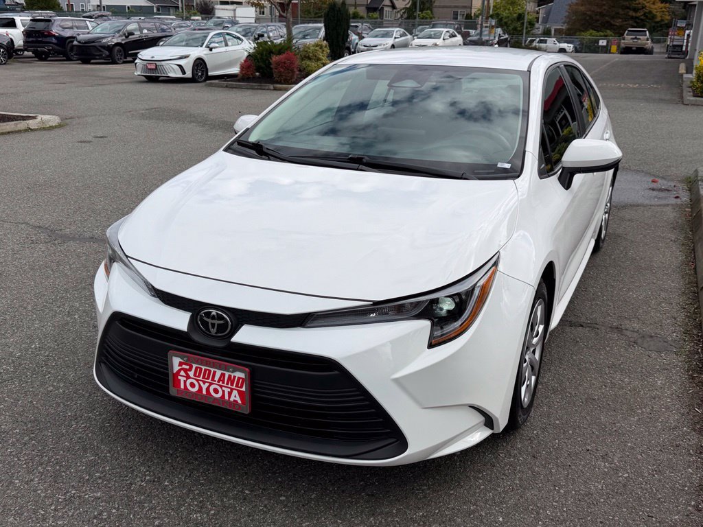 Certified 2026 Toyota Corolla LE FWD image 4