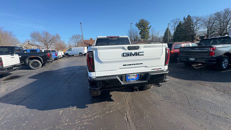 New 2026 GMC Sierra 2500 AT4X w/ LPO, Black Badging Package image 7