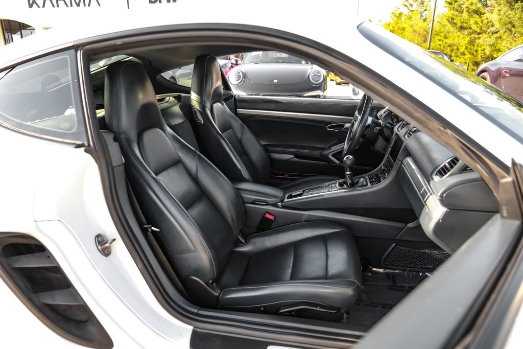 Used 2021 Porsche 718 Cayman RWD image 33
