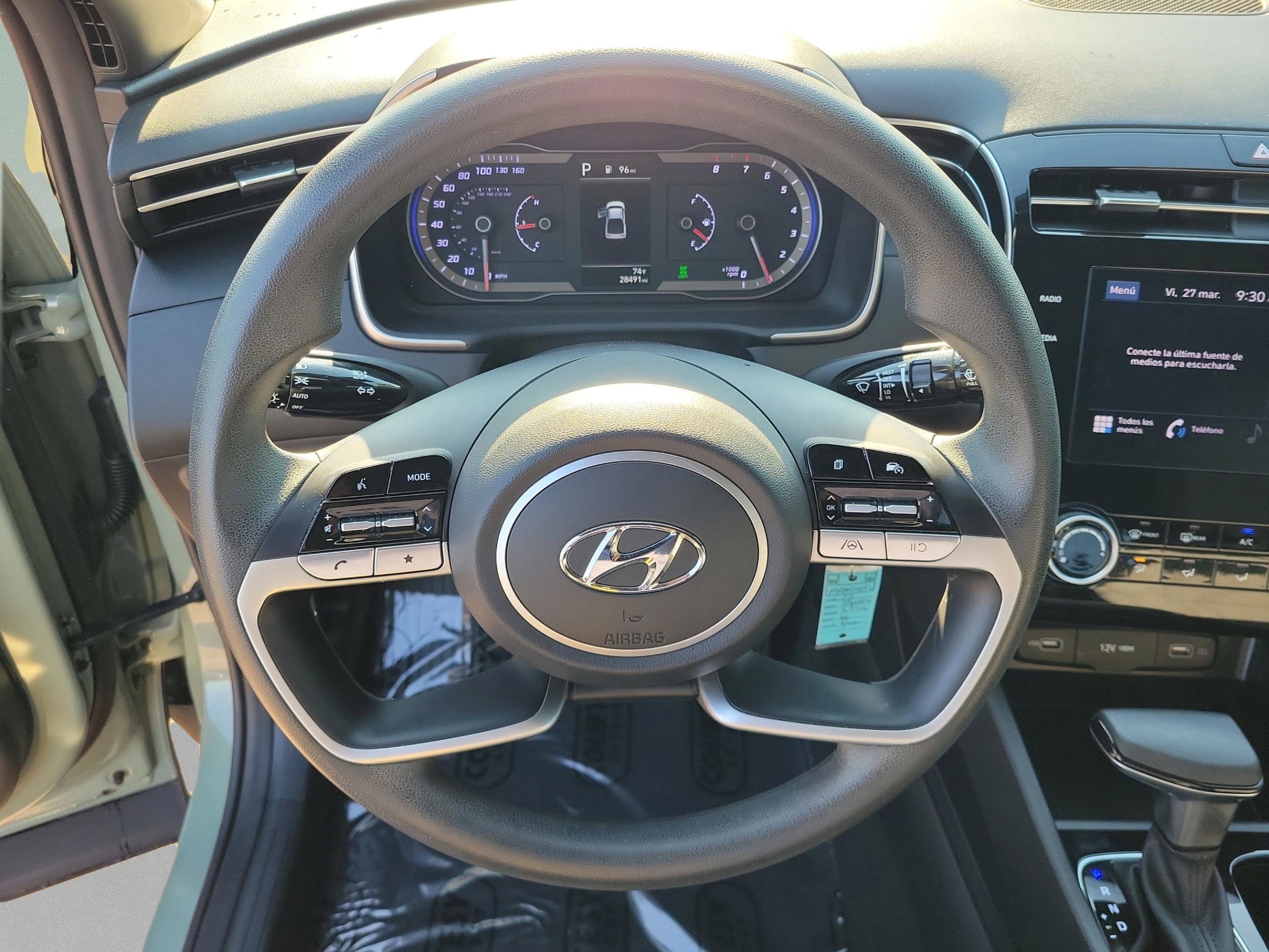 Used 2023 Hyundai Santa Cruz SE image 20