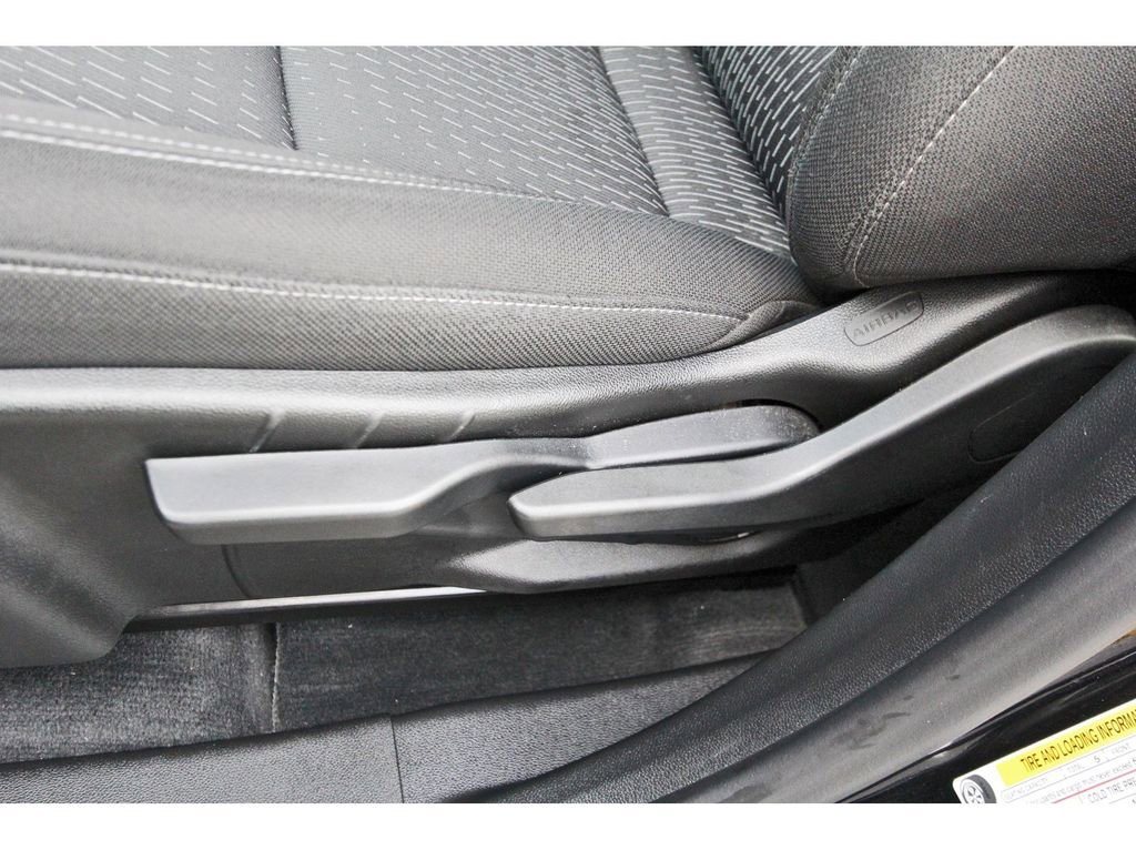 Used 2025 Chevrolet Equinox LT image 31