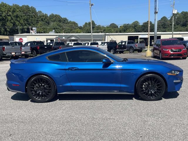 Used 2018 Ford Mustang Coupe RWD image 2