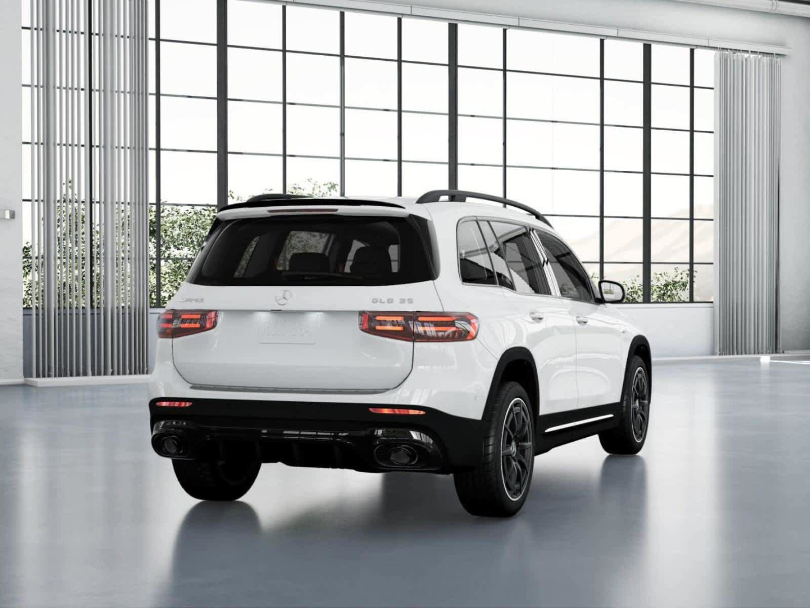 Used 2026 Mercedes-Benz GLB 35 AMG 4MATIC image 22