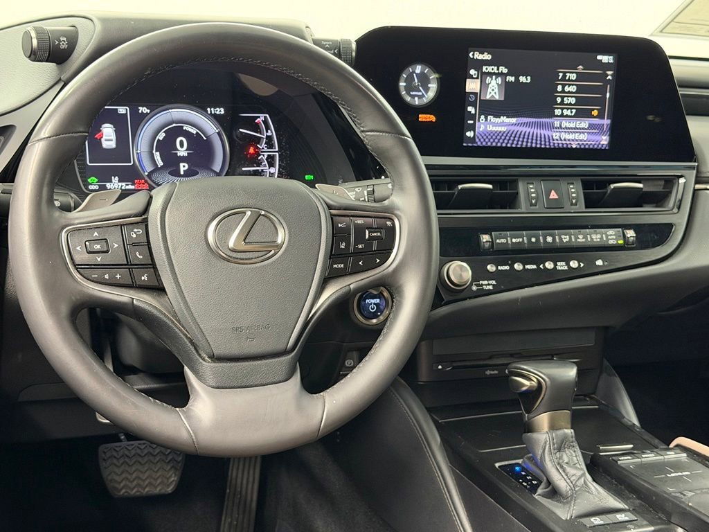 Used 2022 Lexus ES 300h FWD image 36