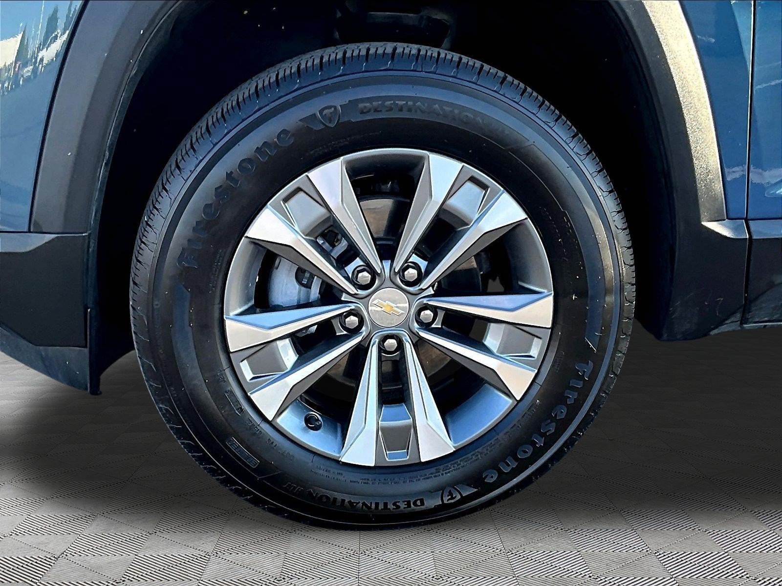 Used 2026 Chevrolet Equinox LT w/ LPO, Floor Liner Package FWD image 33