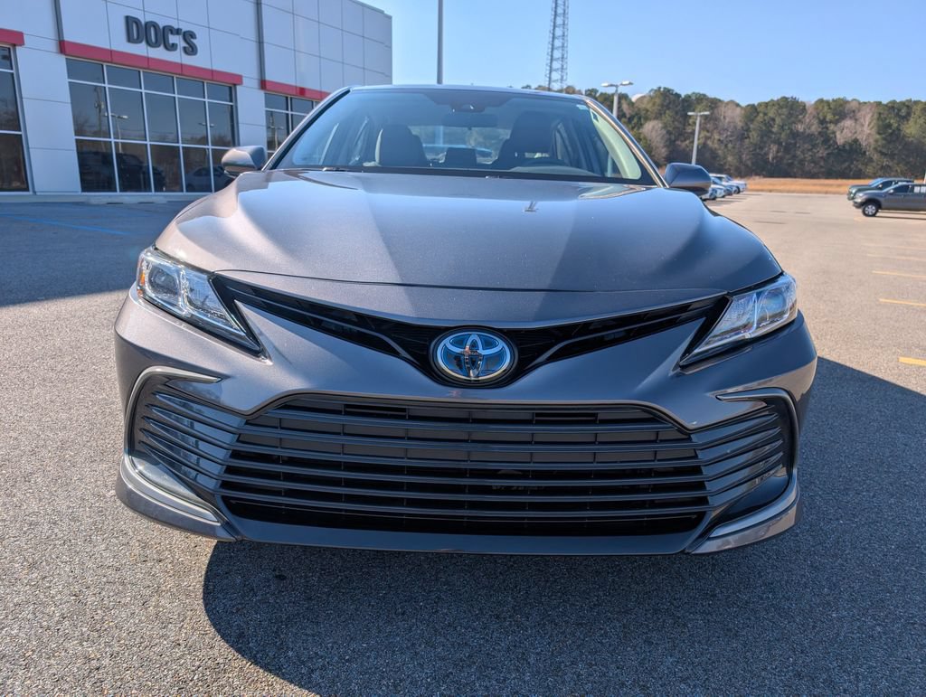 Used 2024 Toyota Camry LE FWD image 8