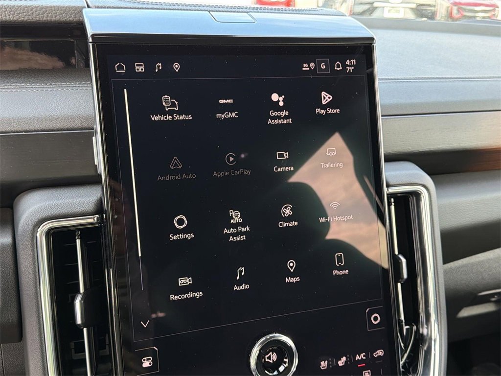 New 2026 GMC Yukon Denali w/ Denali Reserve Package image 11