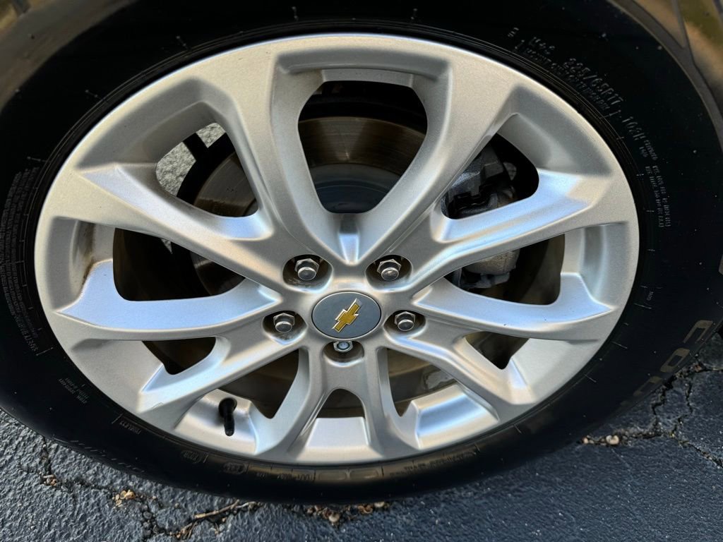 Used 2020 Chevrolet Equinox LT image 9