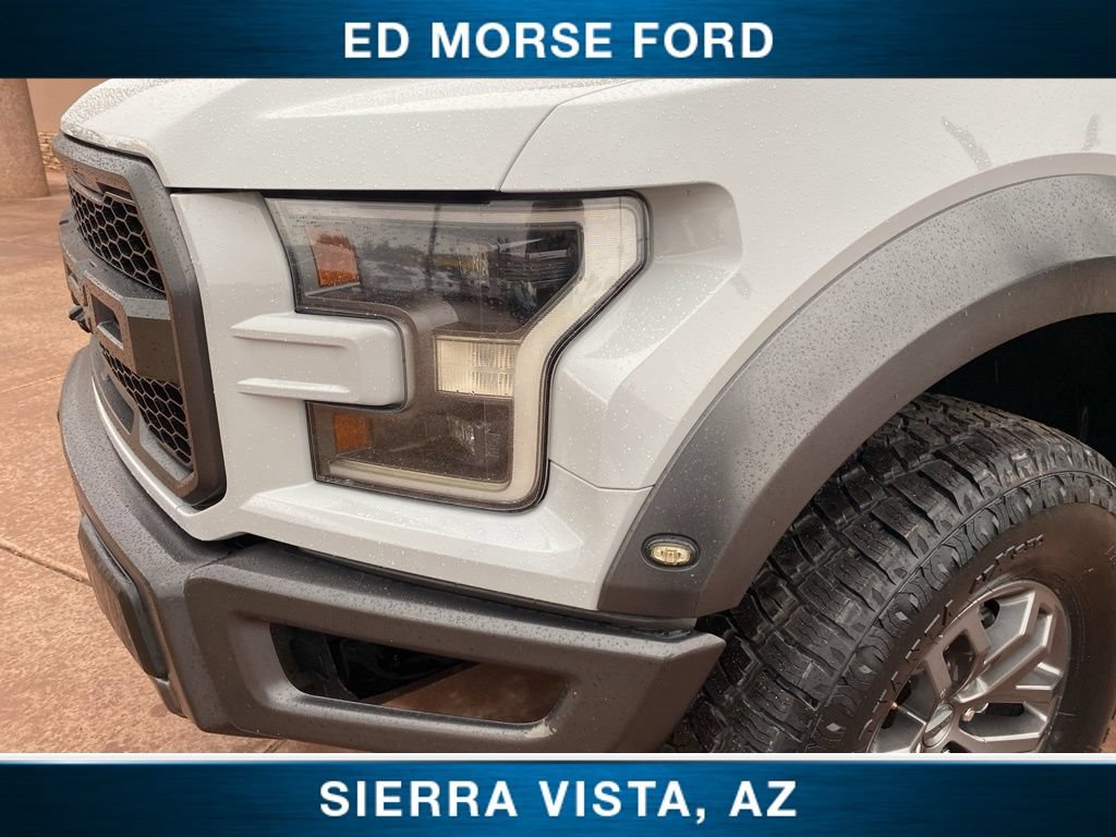 Used 2017 Ford F150 Raptor w/ Equipment Group 802A Luxury AWD/4WD image 3