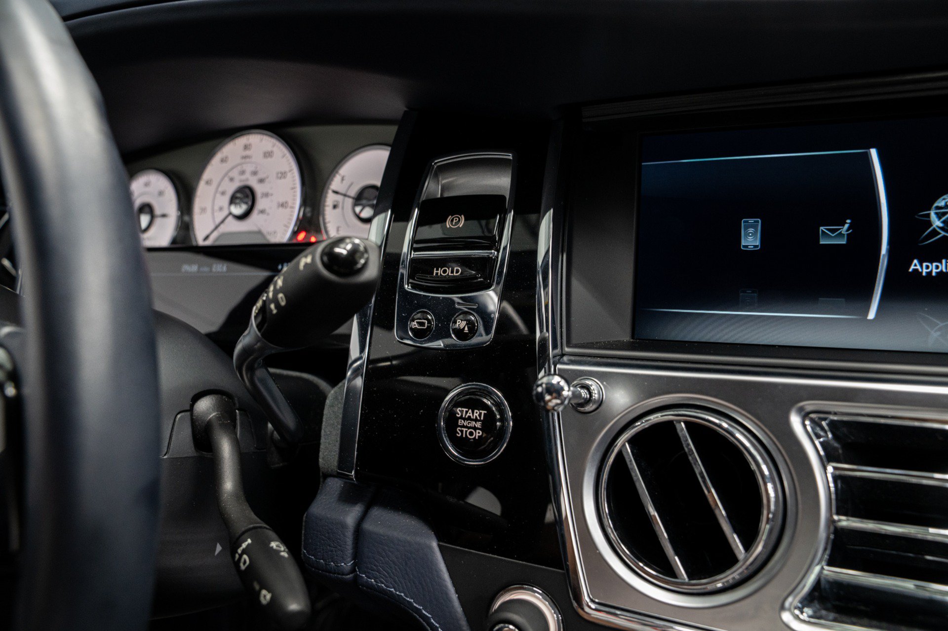 Used 2020 Rolls-Royce Ghost RWD image 37