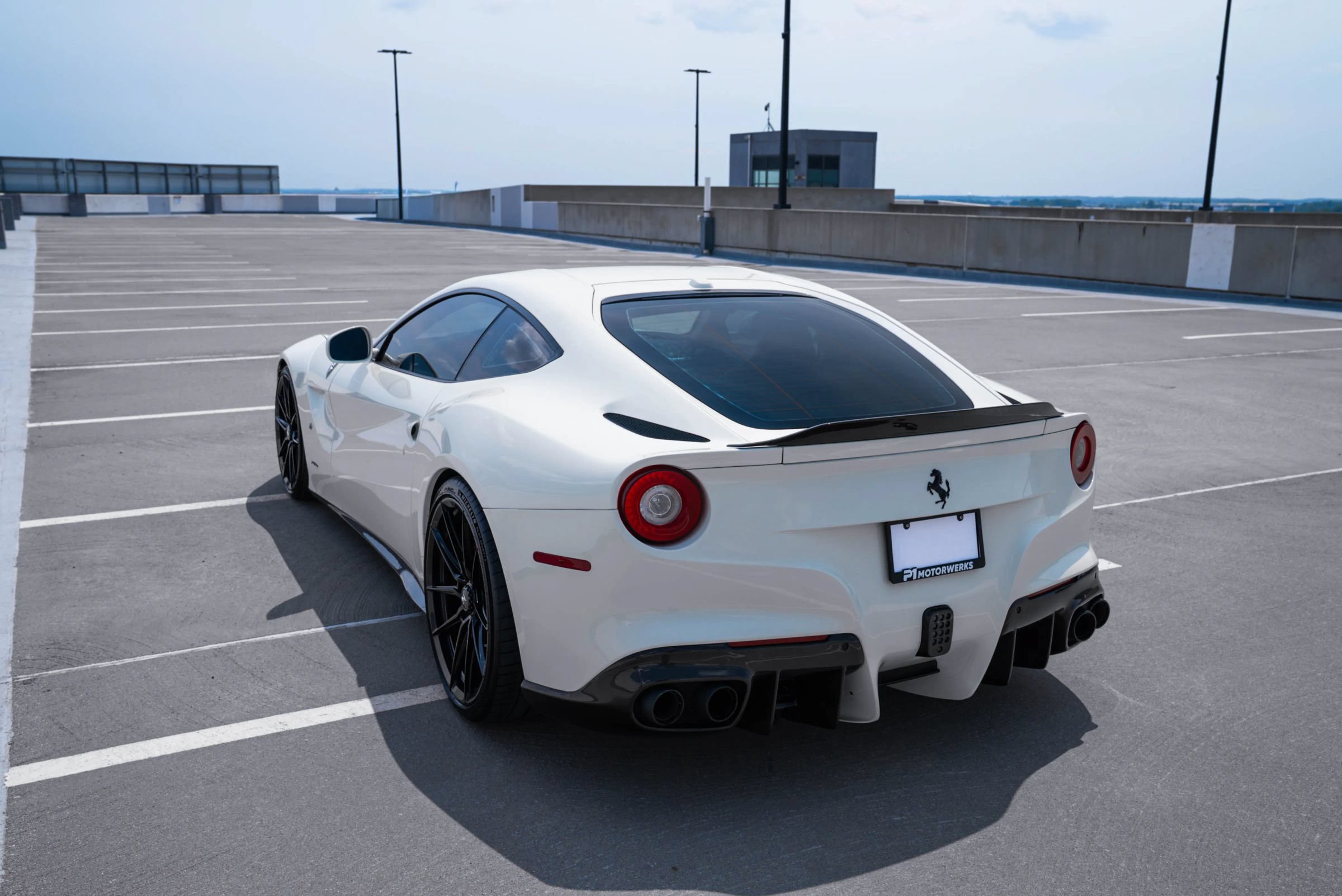 Used 2015 Ferrari F12 Berlinetta RWD image 14