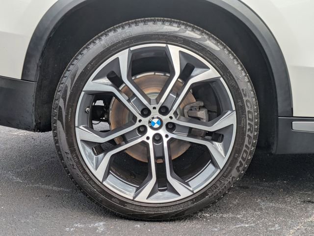 Used 2021 BMW X5 sDrive40i w/ Premium Package 2 RWD image 11