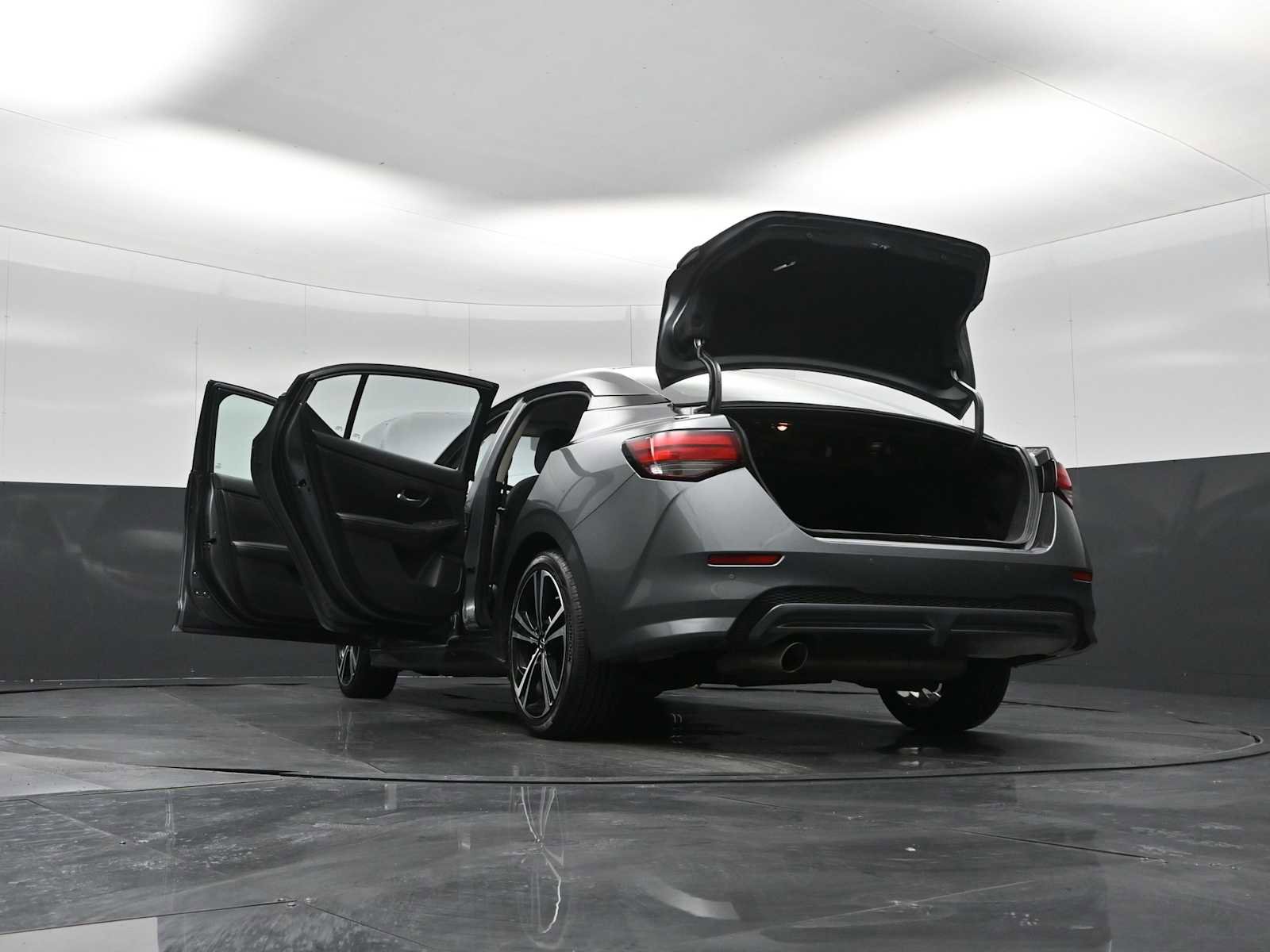 Used 2021 Nissan Sentra SR image 37