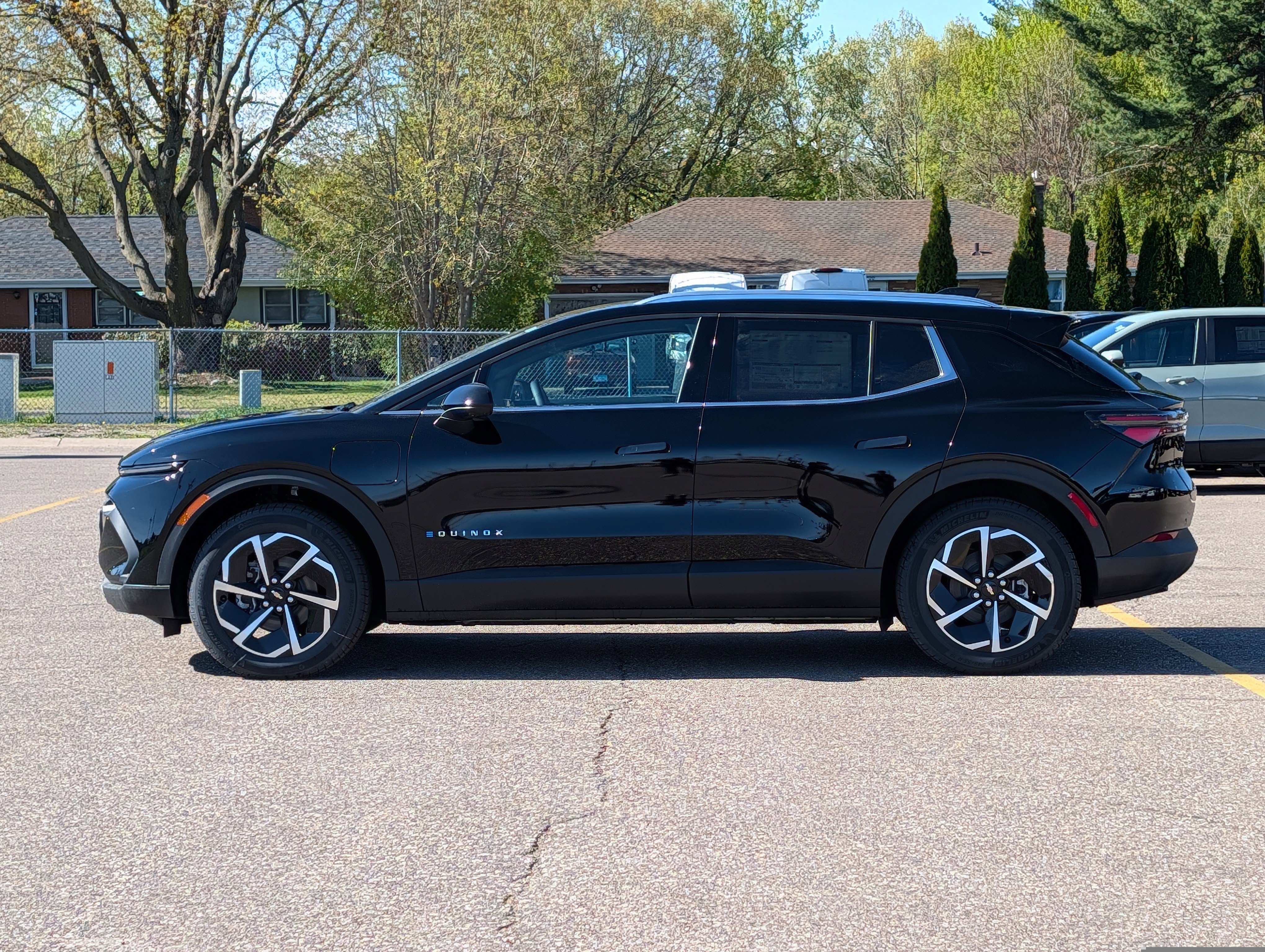 New 2026 Chevrolet Equinox EV LT AWD/4WD image 5