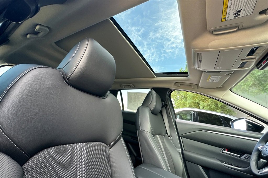New 2025 MAZDA CX-50 AWD 2.5 S w/ Accent Package image 18