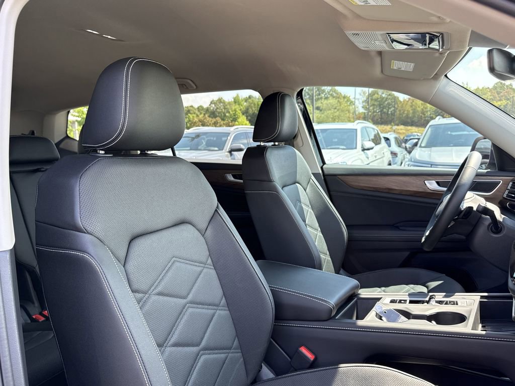 New 2026 Volkswagen Atlas SE image 18