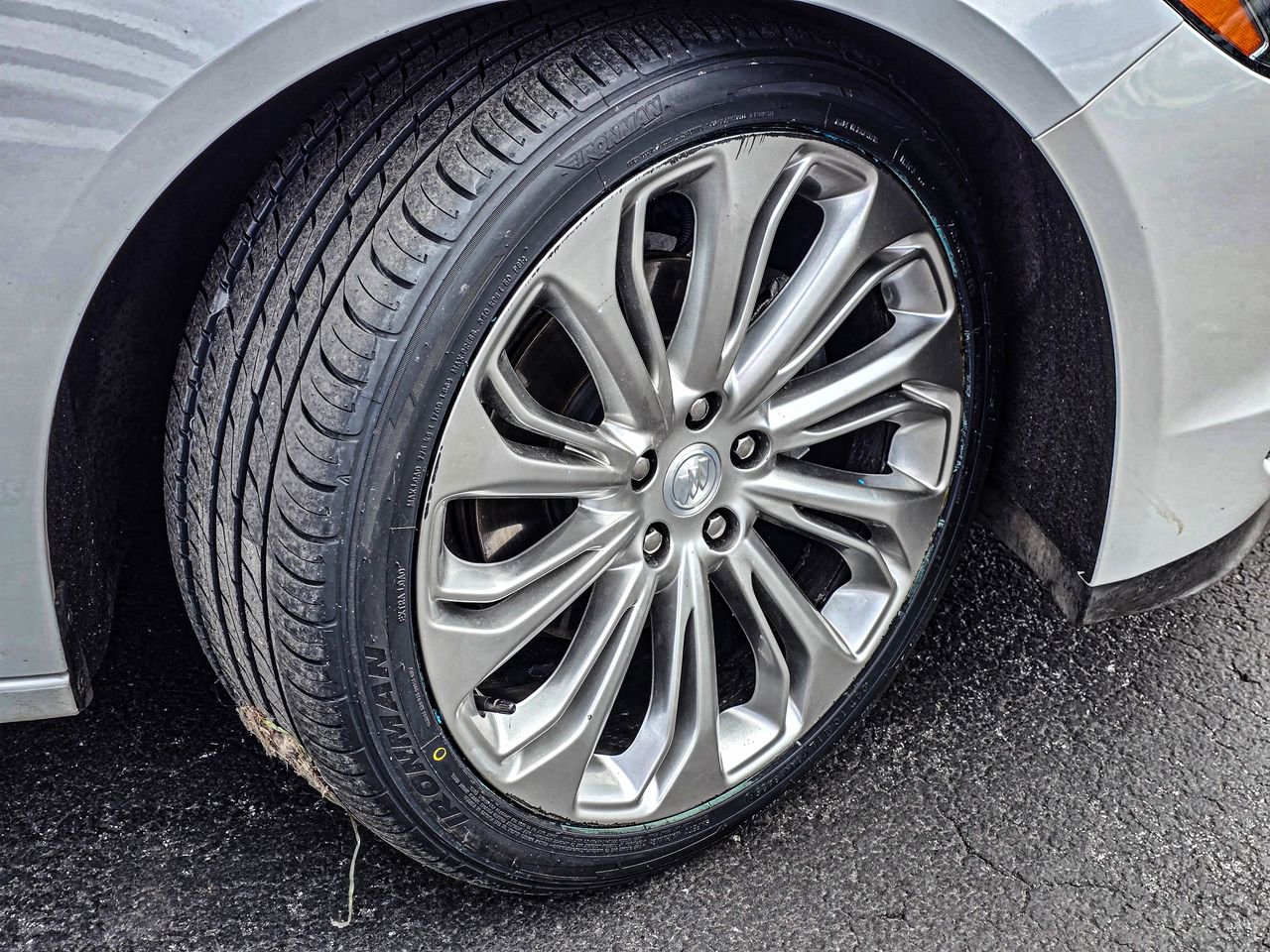 Used 2017 Buick LaCrosse Premium w/ Dynamic Driver Package image 7