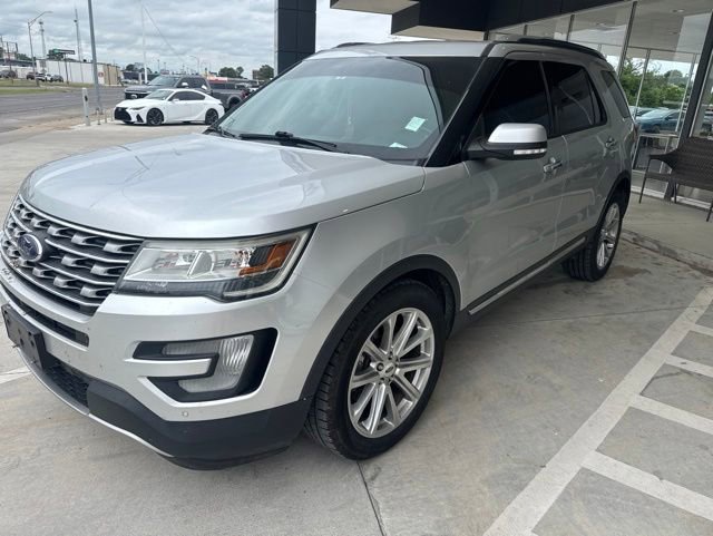 Used 2016 Ford Explorer Limited FWD image 2