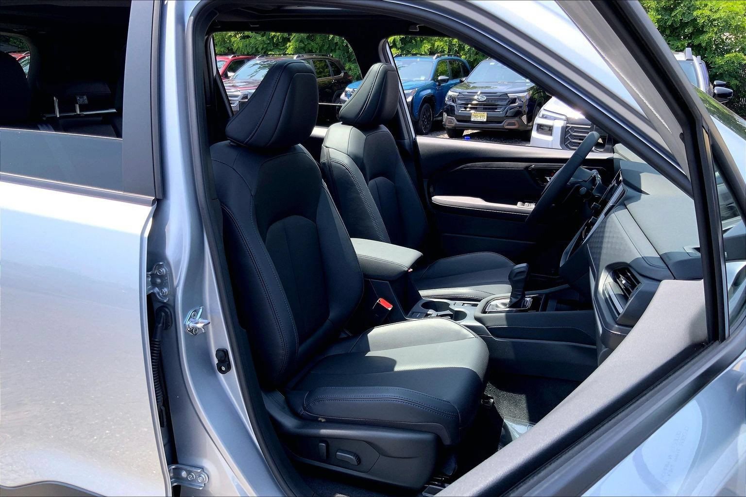Certified 2025 Subaru Forester Limited AWD/4WD image 7