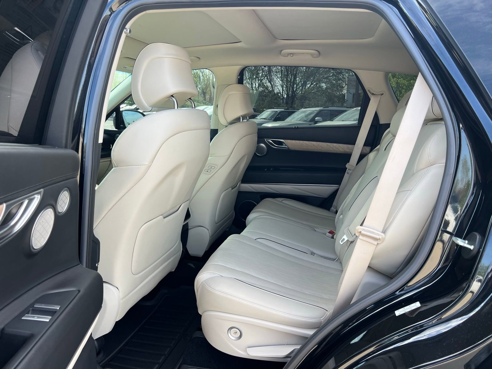 Used 2021 Genesis GV80 2.5T w/ Advanced Package 02 image 19