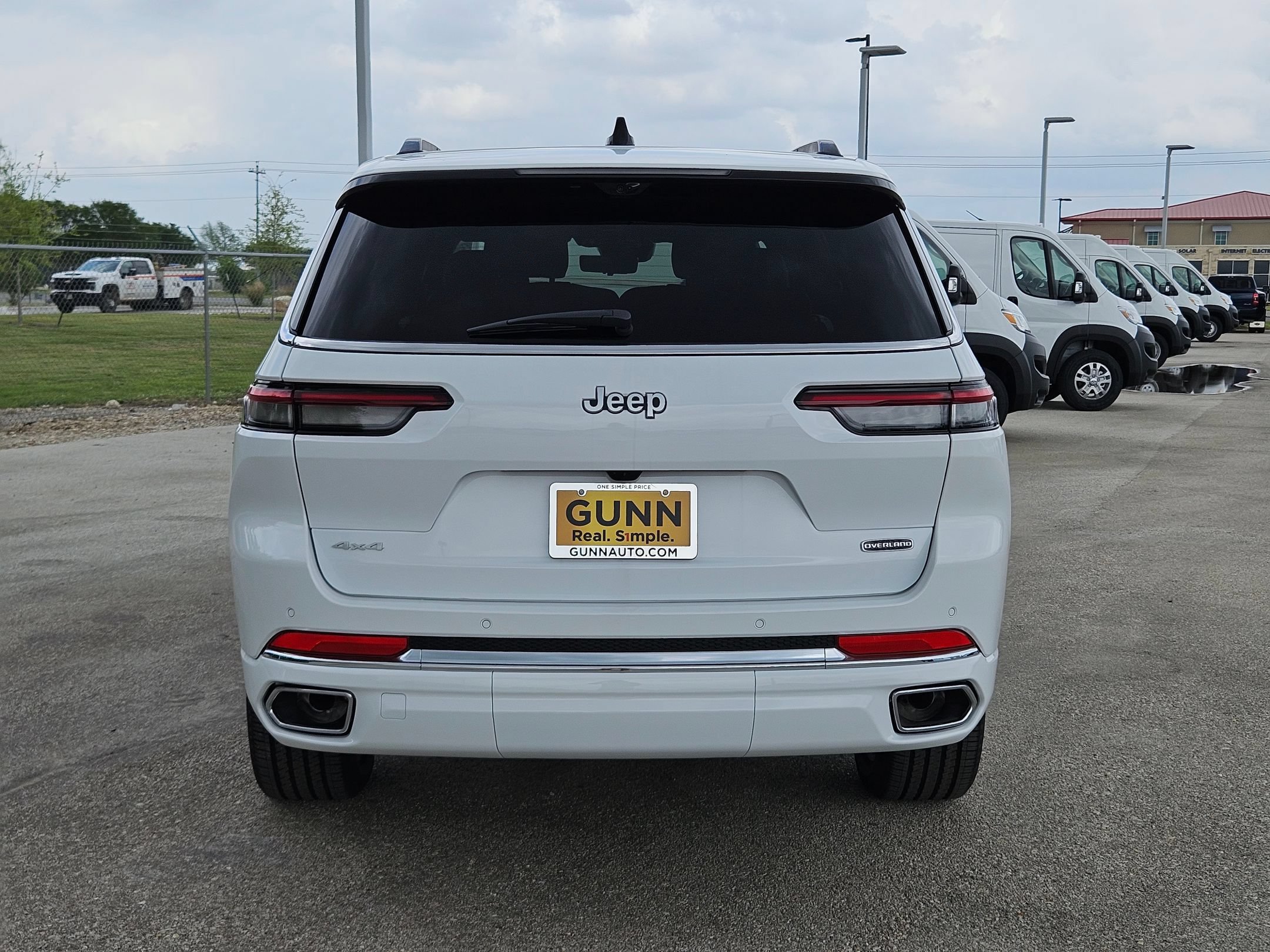 New 2025 Jeep Grand Cherokee L Overland w/ Advanced Protech Group III AWD/4WD image 4