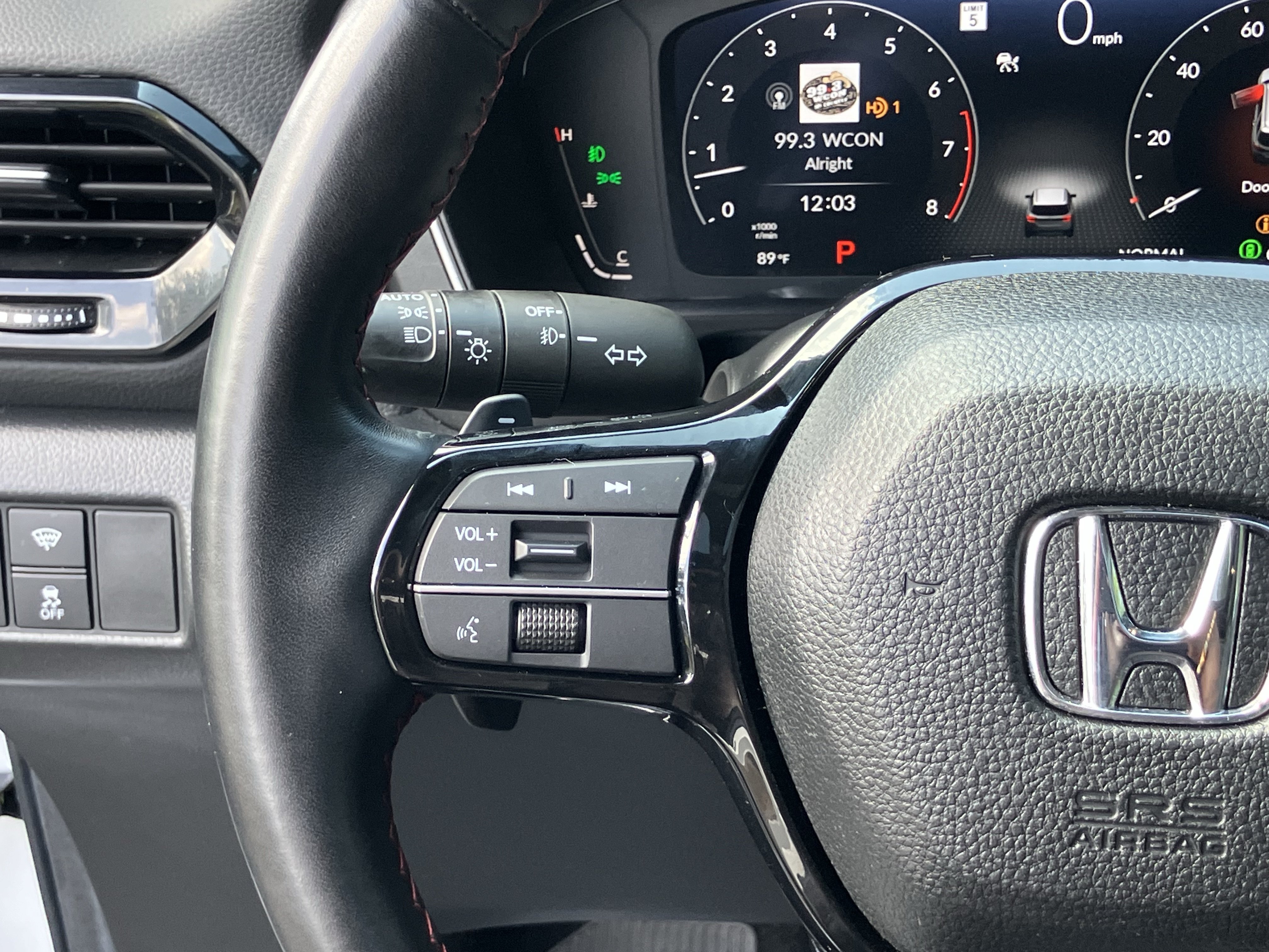 Certified 2025 Honda Pilot Black Edition image 21
