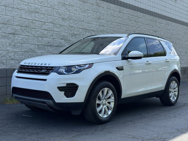 Used 2018 Land Rover Discovery Sport SE AWD/4WD image 1