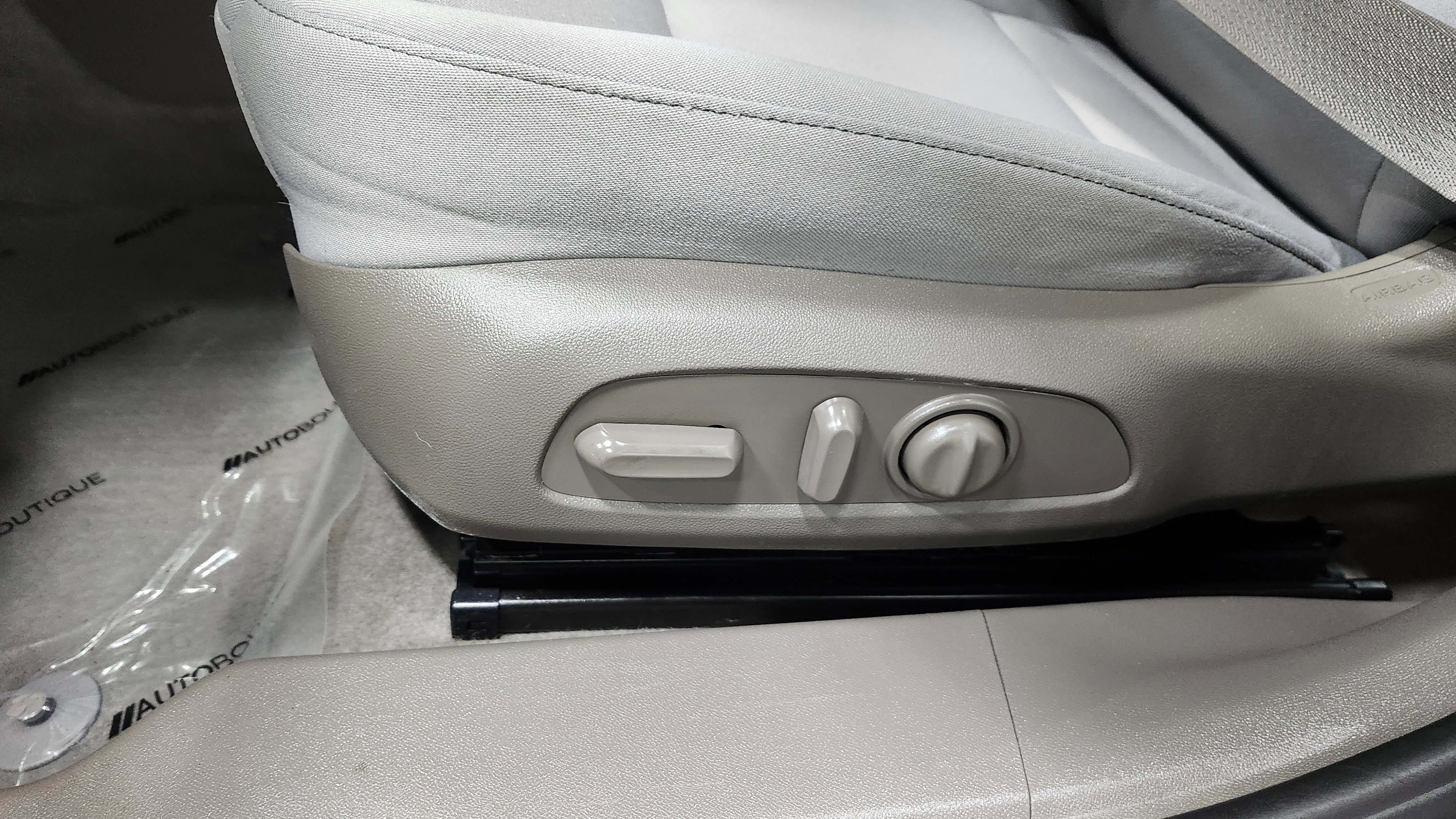 Used 2023 Chevrolet Malibu LT image 25