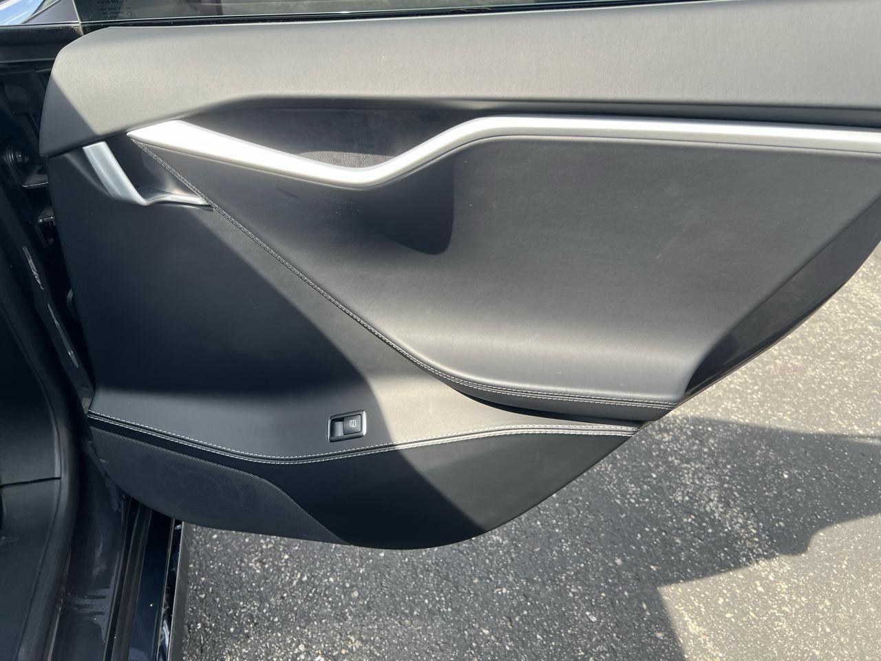 Used 2017 Tesla Model S 100D image 17