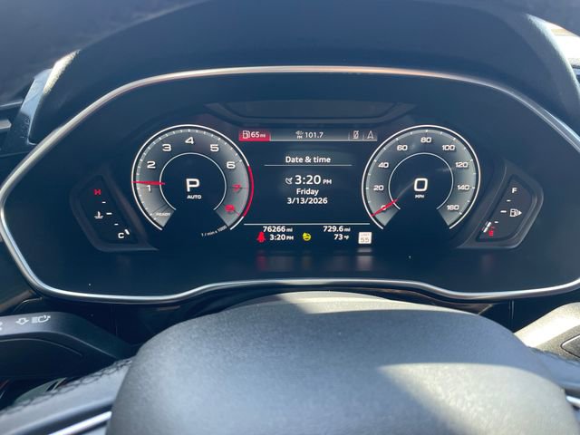 Used 2023 Audi Q3 2.0T Premium Plus w/ Premium Plus Package AWD/4WD image 11