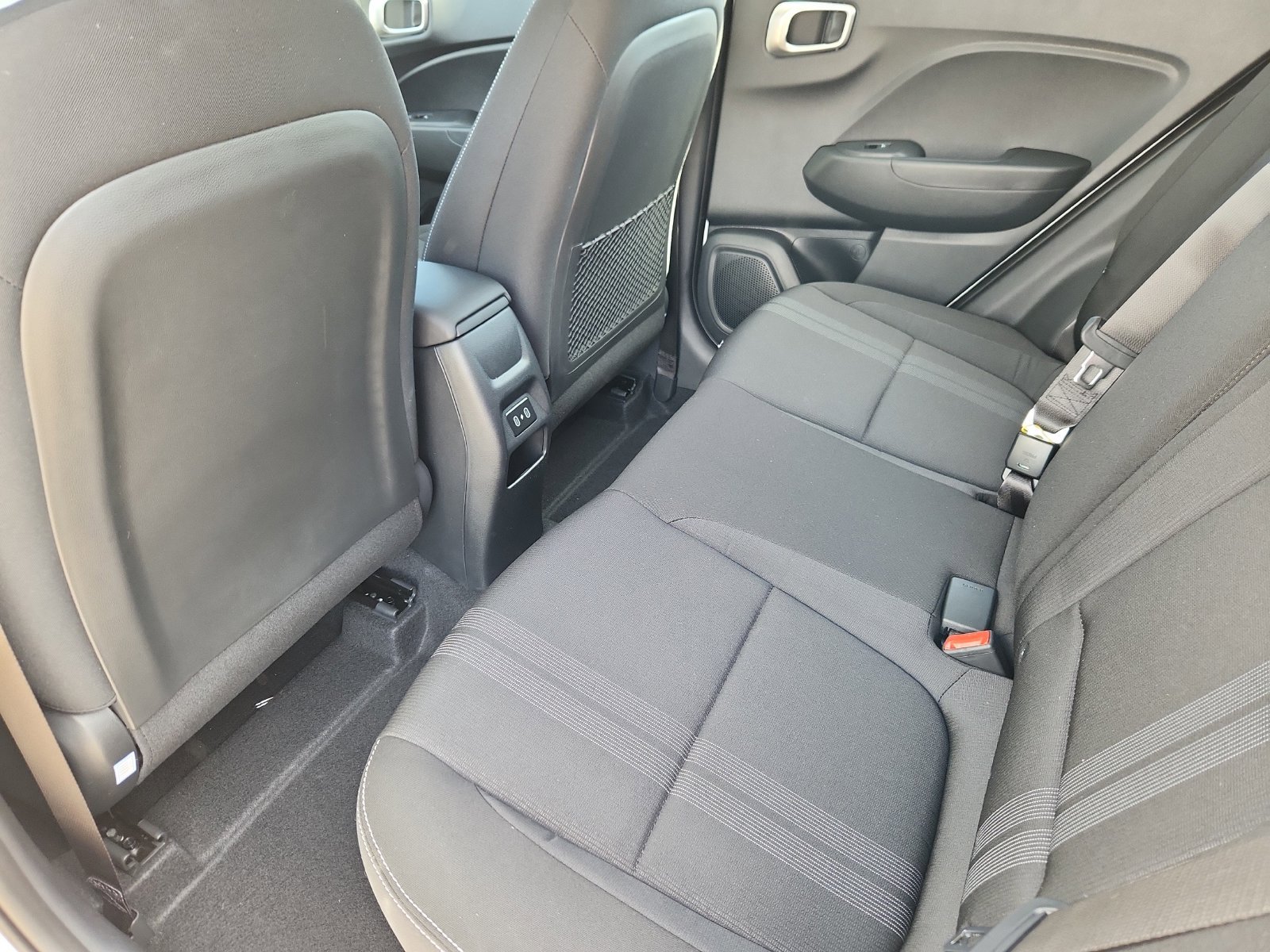 New 2026 Hyundai Venue SEL FWD image 11