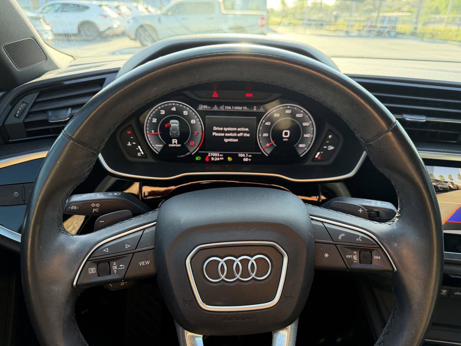 Used 2023 Audi Q3 2.0T Premium Plus w/ Premium Plus Package image 14