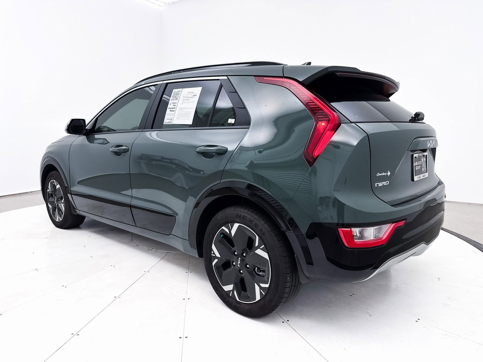 Certified 2025 Kia Niro Wind image 11