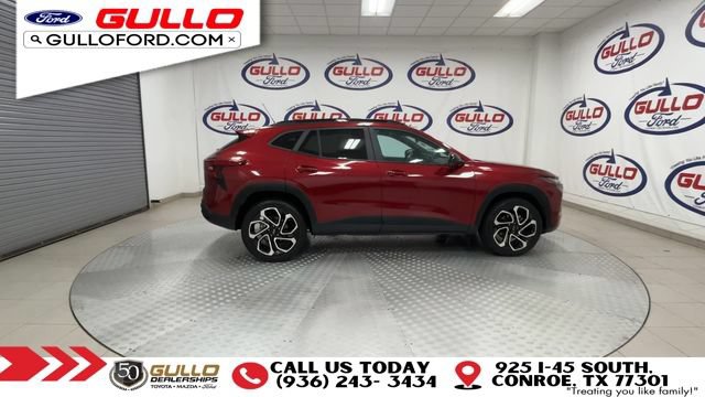 Used 2024 Chevrolet Trax RS w/ Sunroof Package FWD image 9