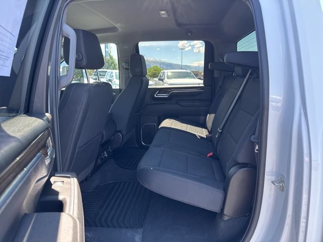 Used 2025 Chevrolet Silverado 2500 LT w/ Convenience Package AWD/4WD image 16