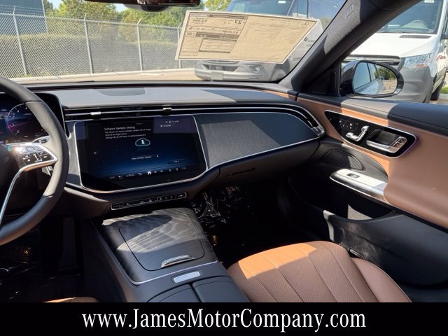 New 2027 Mercedes-Benz E 350 4MATIC Sedan image 19