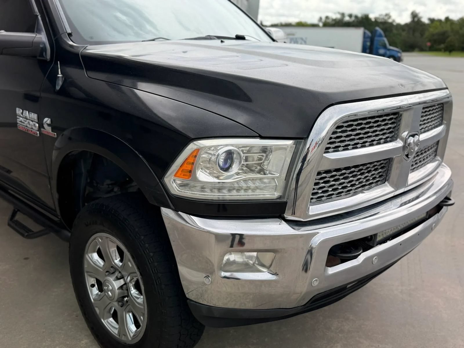 Used 2016 RAM 2500 Laramie AWD/4WD image 5