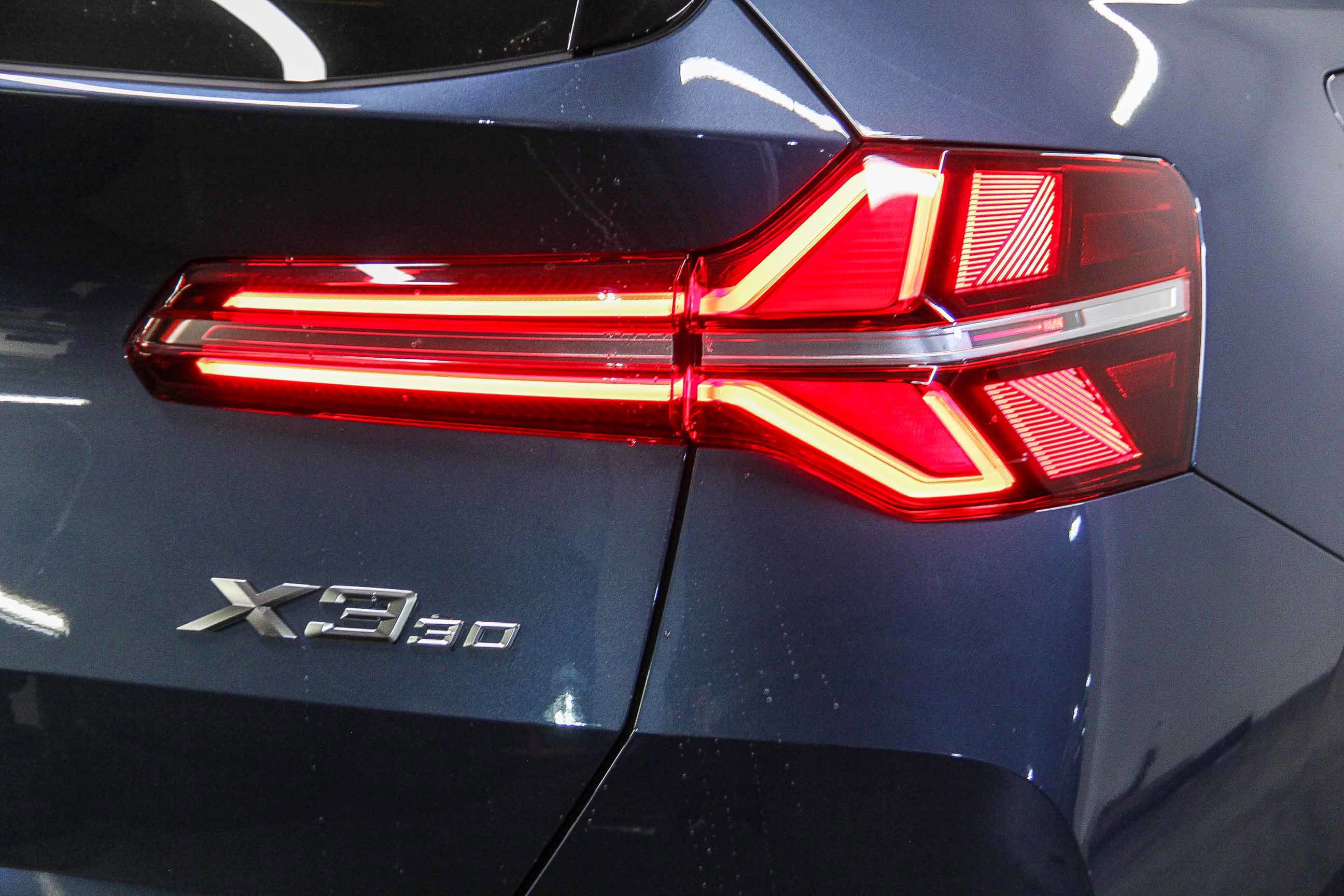 Used 2025 BMW X3 xDrive30i image 7