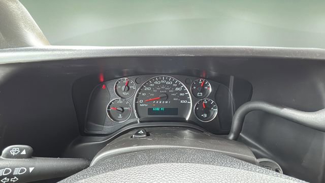 Used 2024 Chevrolet Express 2500 w/ Driver Convenience Package RWD image 17