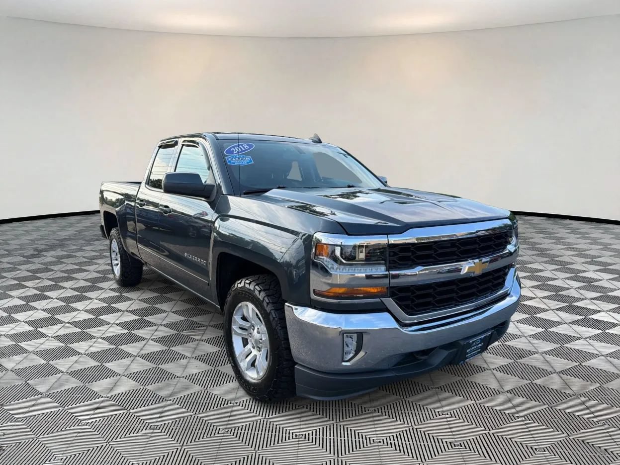 Used 2018 Chevrolet Silverado 1500 LT w/ All Star Edition AWD/4WD image 1