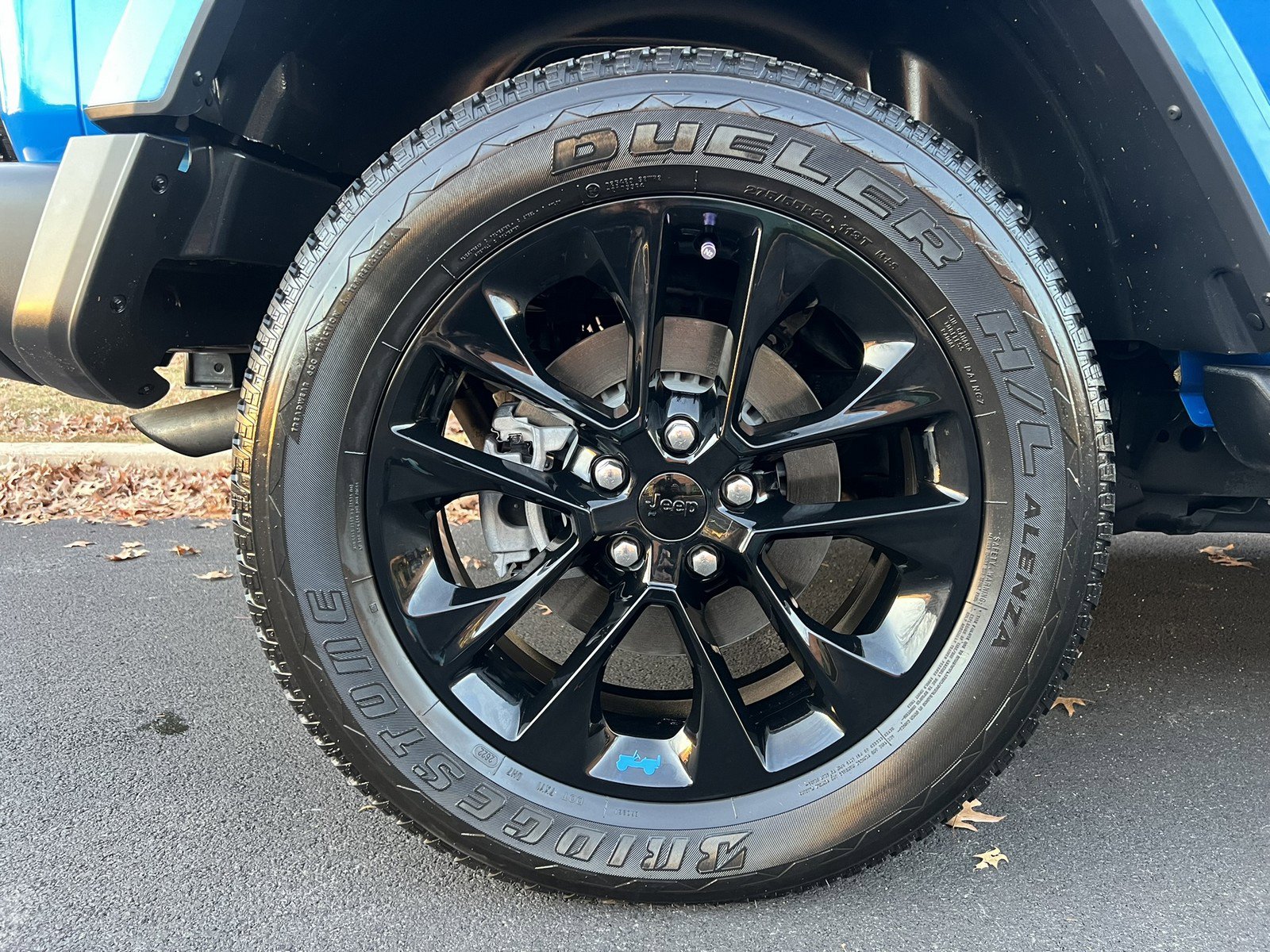 Used 2022 Jeep Wrangler Unlimited Sahara w/ Cold Weather Group image 79