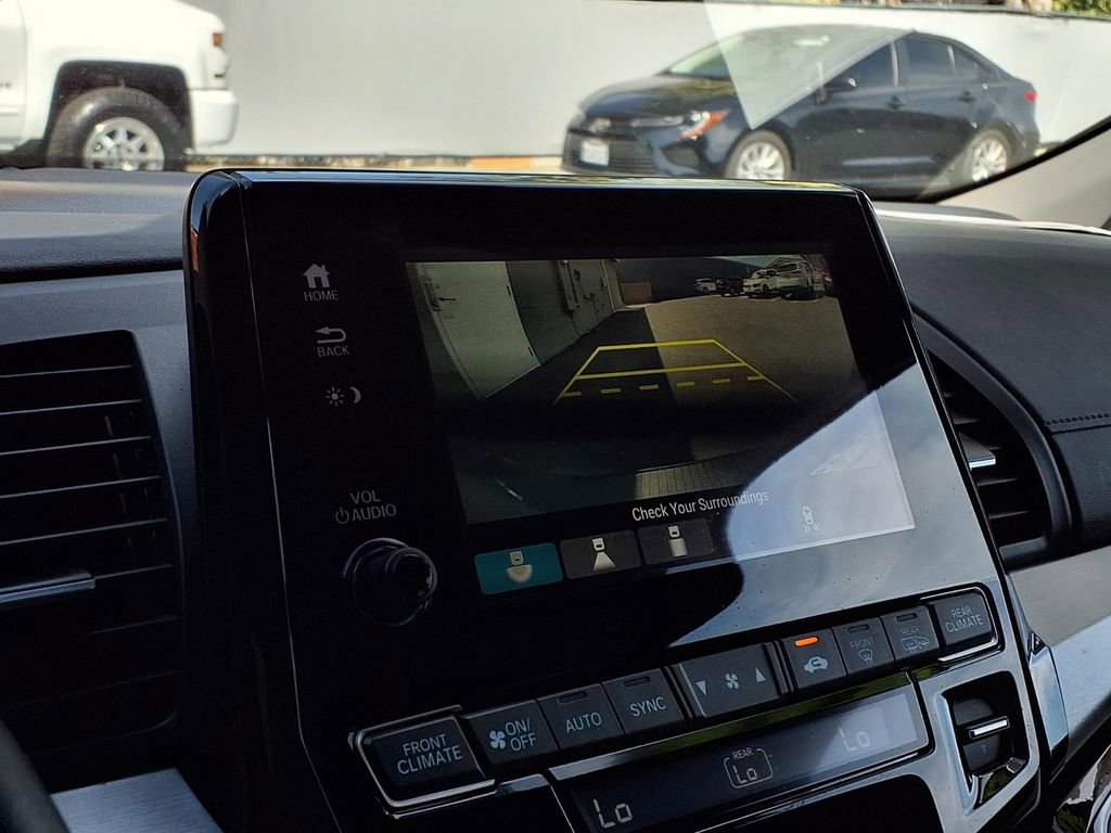 Used 2021 Honda Odyssey Touring image 8