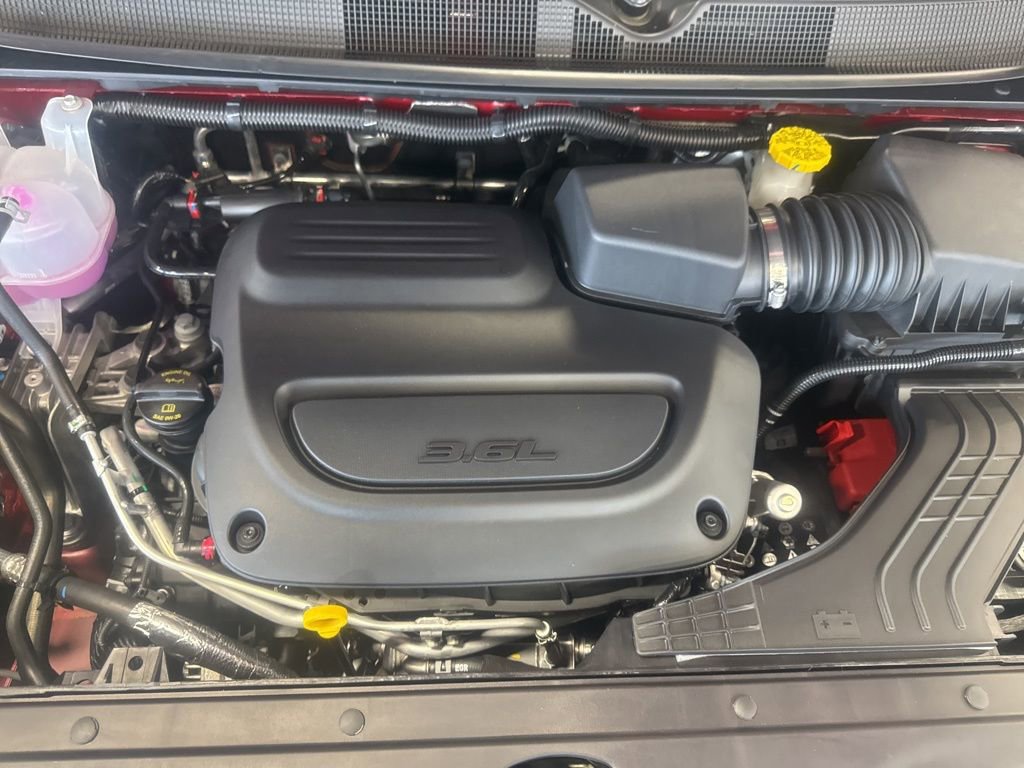 New 2025 Chrysler Pacifica Select image 44