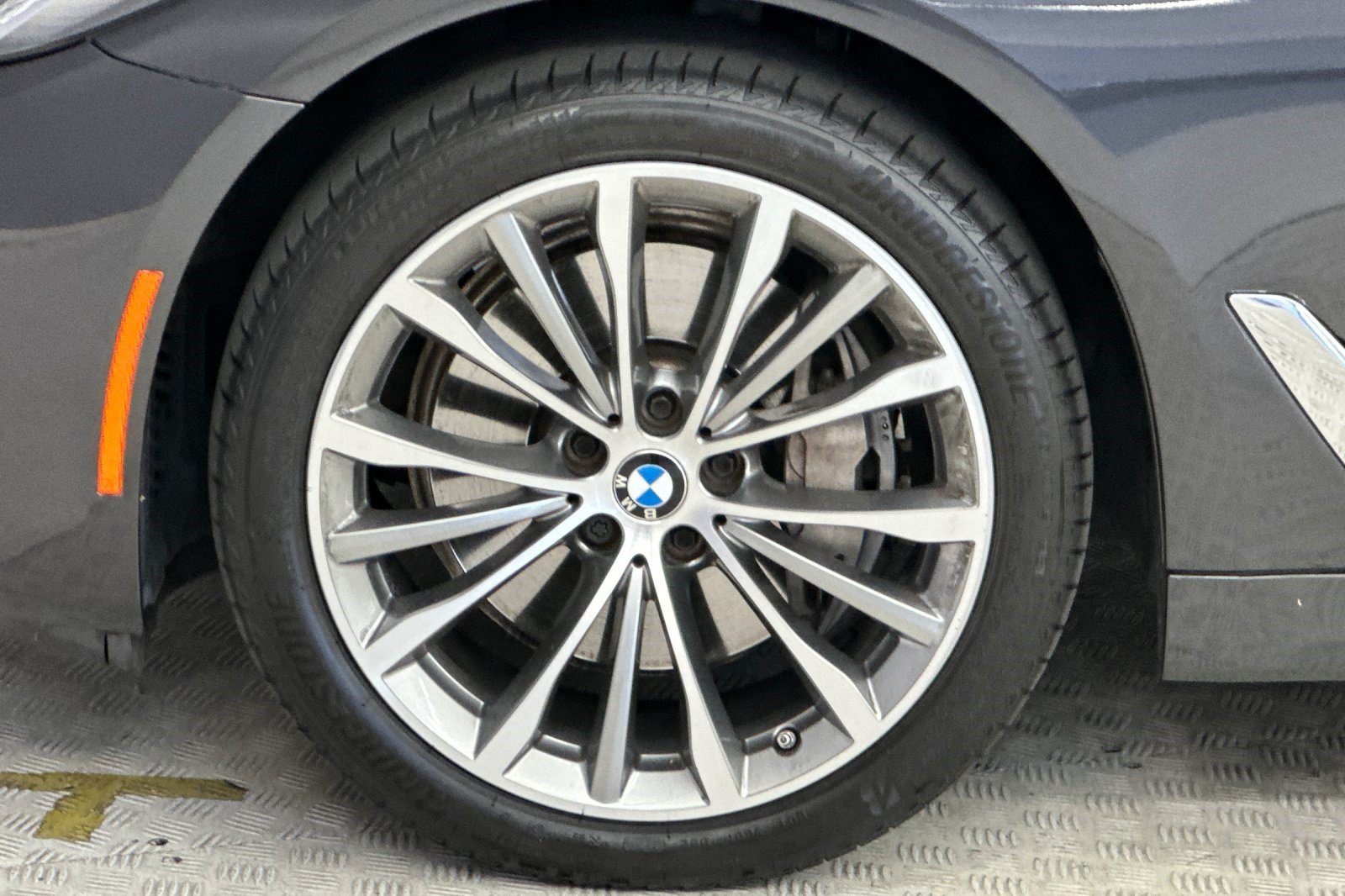 Certified 2023 BMW 540i w/ Premium Package RWD image 11