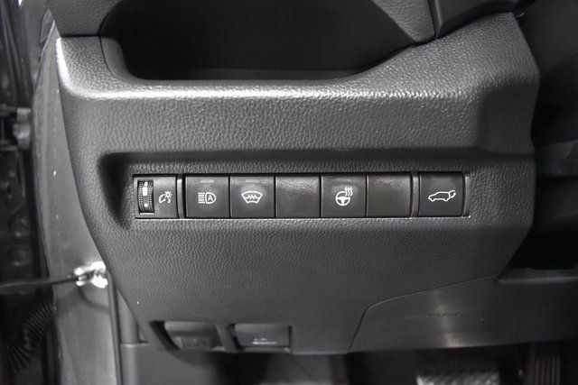Used 2023 Toyota RAV4 XLE Premium image 19
